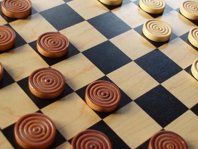 Найдите выигрыш, этюд В. Клюкина